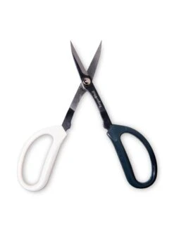 Japanese Pruning Scisssors -Outdoor Garden Care 3 4 crop 8612968 0017