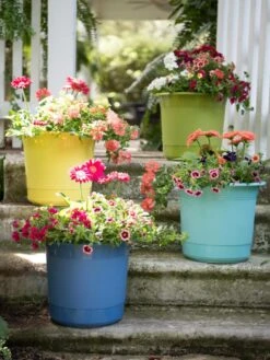 Eezy Gro Self-Watering Planters -Outdoor Garden Care 8596427 8090 tif