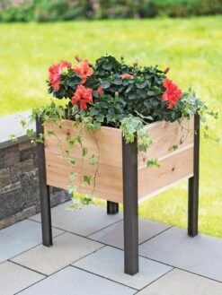 Self-Watering Insert For 2’ X 2’ Planter -Outdoor Garden Care 8597991 1022 tif
