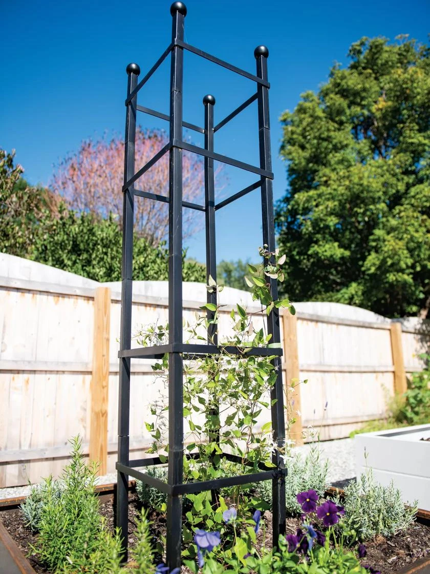 Essex Square Obelisk 1 Essex Square Obelisk